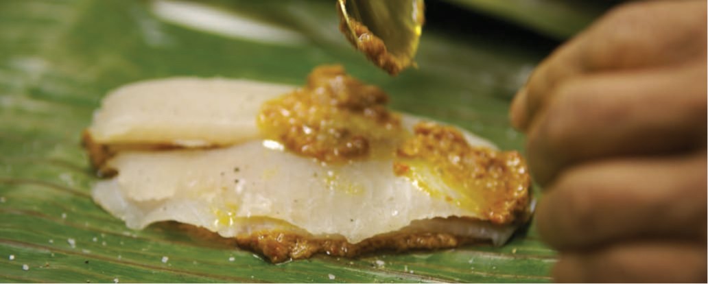 Fish Grilled In Banana Leaves With Tamarind Chili Sauce From Southeast Asian Flavors Adventures In Cooking The Foods Of Thailand Vietnam Malaysia Singapore By Robert Danhi